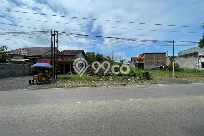 Lahan untuk Dijual di Slawi Tegal Luas 300m2 Lahan untuk Dijual di Slawi Tegal Luas 300m2
