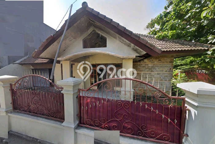 Rumah sewa siap pakai 4 Kamar Tidur di Gununganyar, Surabaya Rumah sewa siap pakai 4 Kamar Tidur di Gununganyar, Surabaya
