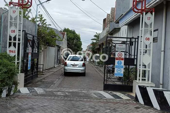 Lahan Kosong Dijual di Surabaya dengan Area 94m2 Lahan Kosong Dijual di Surabaya dengan Area 94m2