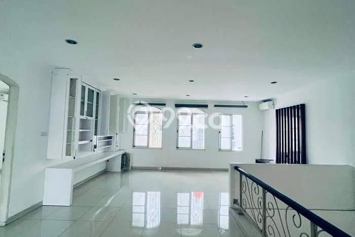 Dijual Rumah Mewah Megah Dengan View Cantik di Pantai Indah Kapuk, Jakarta Utara Dijual Rumah Mewah Megah Dengan View Cantik di Pantai Indah Kapuk, Jakarta Utara