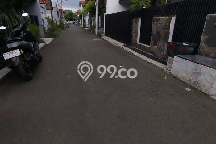 Jual Rumah Eksklusif 3 KT di Buah Batu, Bandung Jual Rumah Eksklusif 3 KT di Buah Batu, Bandung