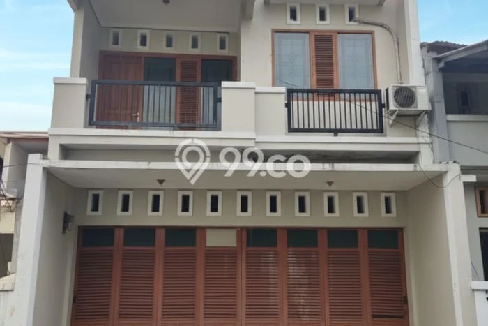 Siap Huni Rumah Mewah 4 Kamar di Tebet Dekat ke Mana Saja Siap Huni Rumah Mewah 4 Kamar di Tebet Dekat ke Mana Saja