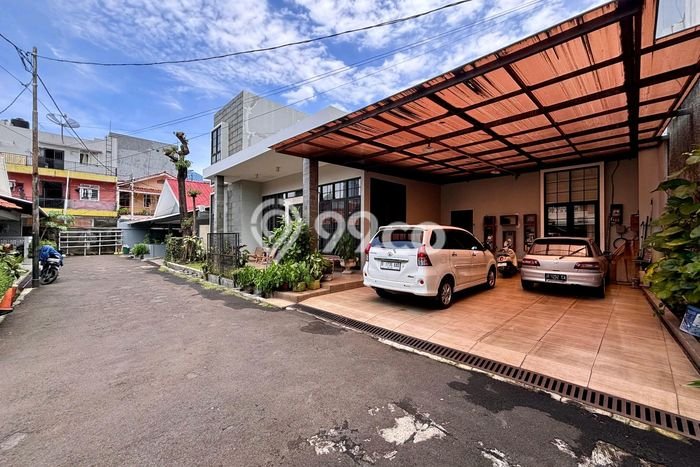 Hunian Eksklusif Siap Huni LT 280m2 di Tebet, Jakarta Selatan Hunian Eksklusif Siap Huni LT 280m2 di Tebet, Jakarta Selatan