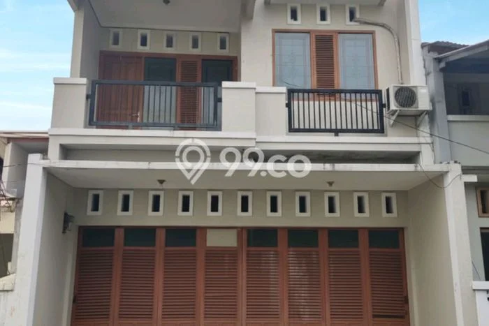 Siap Huni Rumah Mewah 4 Kamar di Tebet Dekat ke Mana Saja Siap Huni Rumah Mewah 4 Kamar di Tebet Dekat ke Mana Saja