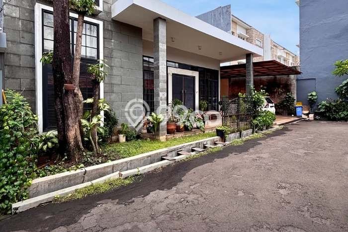 Hunian Eksklusif Siap Huni LT 280m2 di Tebet, Jakarta Selatan Hunian Eksklusif Siap Huni LT 280m2 di Tebet, Jakarta Selatan
