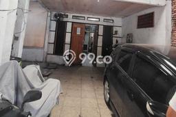 Siap Huni Rumah Mewah 4 Kamar di Ciledug Dekat ke Mana Pun Siap Huni Rumah Mewah 4 Kamar di Ciledug Dekat ke Mana Pun