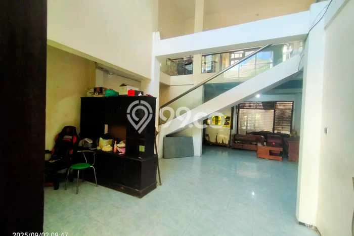 Dijual Rumah Modern 5 KT di Surabaya Kota, Surabaya Dijual Rumah Modern 5 KT di Surabaya Kota, Surabaya