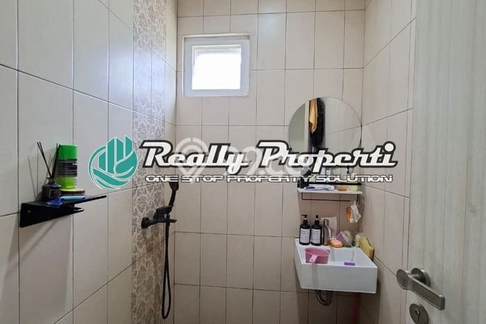 Hunian Cantik Modern Lb 112m2 di Bekasi Selatan, Bekasi Hunian Cantik Modern Lb 112m2 di Bekasi Selatan, Bekasi