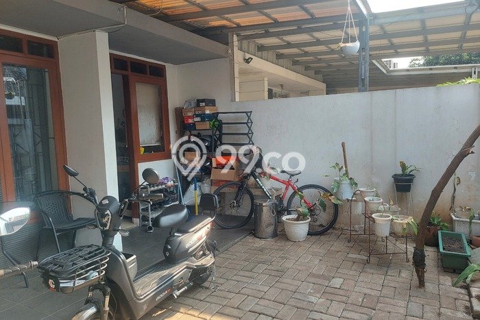 For Sale Rumah 2 Kamar Lokasi Ideal Bagus dan Strategis di Ciputat For Sale Rumah 2 Kamar Lokasi Ideal Bagus dan Strategis di Ciputat