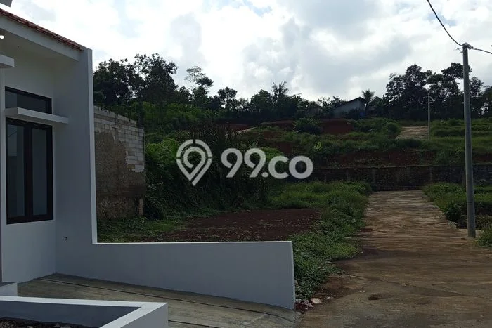 Hunian Strategis 2 KT LB 60m2 Kondisi Bagus di Bandung Timur Hunian Strategis 2 KT LB 60m2 Kondisi Bagus di Bandung Timur