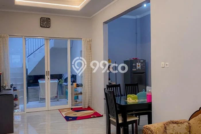 Dijual Rumah Eksklusif 3 KT di Kebraon, Surabaya Dijual Rumah Eksklusif 3 KT di Kebraon, Surabaya