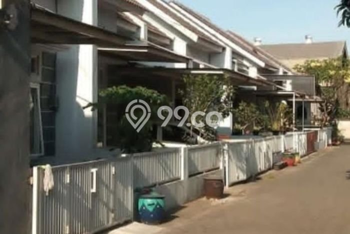 Dijual Hunian Rumah Terawat 2 KT di Panjang Jiwo, Surabaya Dijual Hunian Rumah Terawat 2 KT di Panjang Jiwo, Surabaya