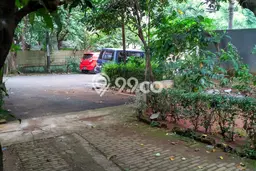 Siap Huni Rumah Mewah 3 Kamar di Pancoran Dekat ke Mana Pun Siap Huni Rumah Mewah 3 Kamar di Pancoran Dekat ke Mana Pun