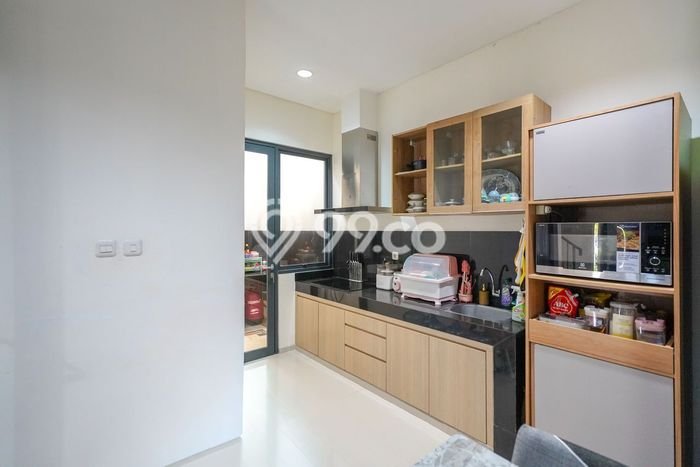 For Sale! Luxury House LT 72m2 Desain Elegan di Bojong Nangka For Sale! Luxury House LT 72m2 Desain Elegan di Bojong Nangka