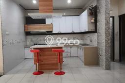 Disewakan! Rumah 5 Kamar Tidur &
6 Kamar Mandi di Harapan Indah, Bekasi Disewakan! Rumah 5 Kamar Tidur &
6 Kamar Mandi di Harapan Indah, Bekasi