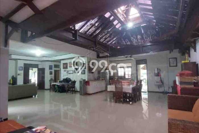 For Sale! Premium House LT 1000m2 Desain Elegan di Ragunan For Sale! Premium House LT 1000m2 Desain Elegan di Ragunan