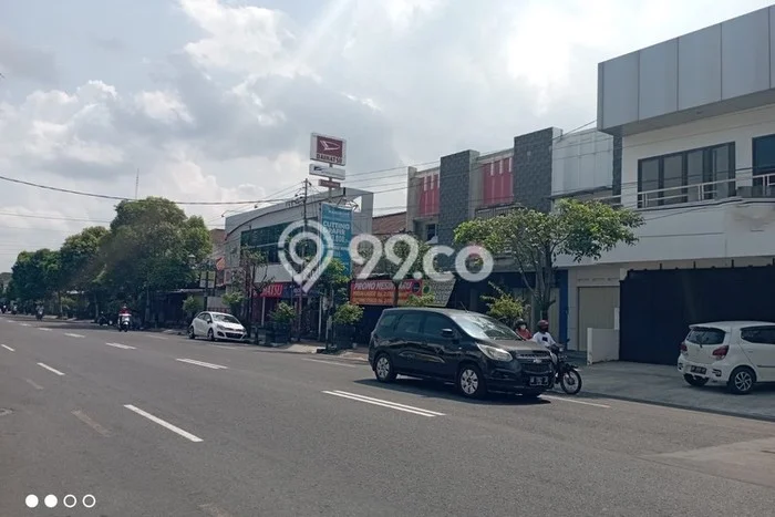 Ruko Disewa di Mantrijeron, Yogyakarta, LT 165m2 / LB 300m2 Ruko Disewa di Mantrijeron, Yogyakarta, LT 165m2 / LB 300m2