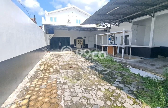 Gudang untuk Disewa di Pusat Yogyakarta Luas Bangunan 700m2 Gudang untuk Disewa di Pusat Yogyakarta Luas Bangunan 700m2