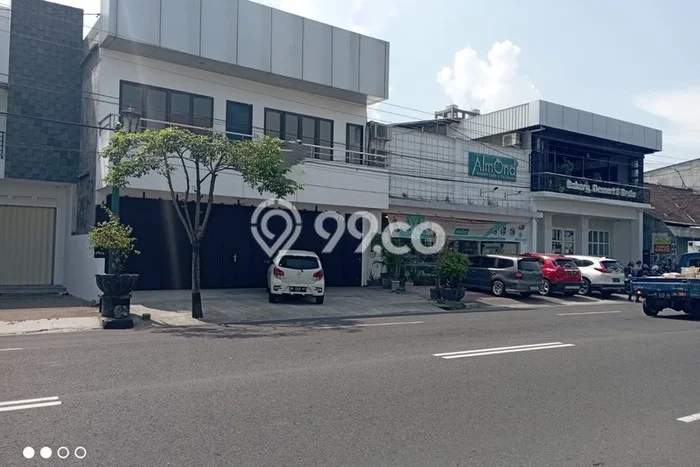 Ruko Disewa di Mantrijeron, Yogyakarta, LT 165m2 / LB 300m2 Ruko Disewa di Mantrijeron, Yogyakarta, LT 165m2 / LB 300m2
