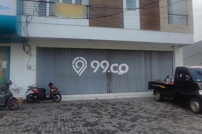 Unit Komersial Paling Strategis di Mlati Sleman dengan LB 450m2 Unit Komersial Paling Strategis di Mlati Sleman dengan LB 450m2