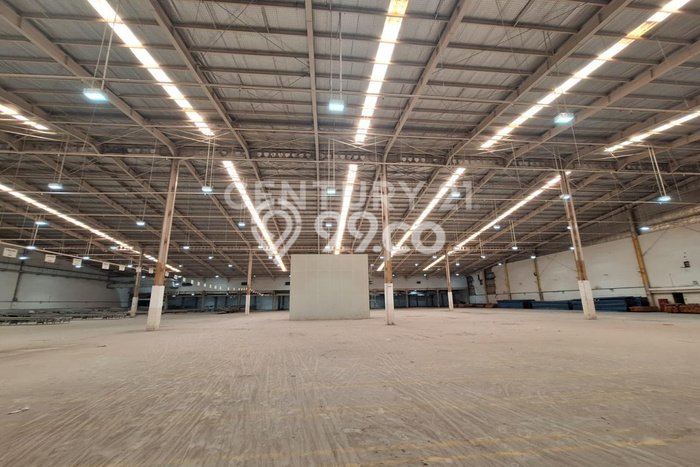 Gudang Disewa di Bekasi dengan LB 19400m2 Area Komersial Ramai Gudang Disewa di Bekasi dengan LB 19400m2 Area Komersial Ramai