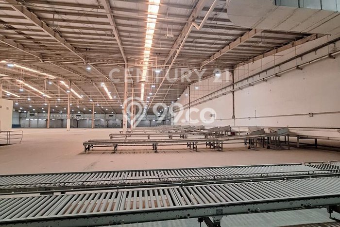 Gudang Disewa di Bekasi dengan LB 19400m2 Area Komersial Ramai Gudang Disewa di Bekasi dengan LB 19400m2 Area Komersial Ramai