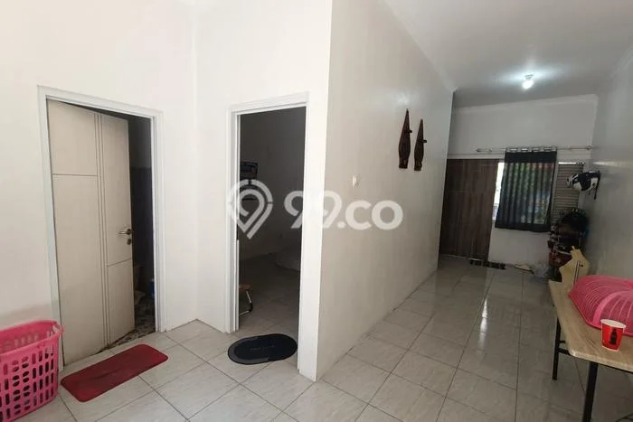 Rumah Nyaman 2 KT LB 86m2 Kondisi Bagus di Solo Baru Rumah Nyaman 2 KT LB 86m2 Kondisi Bagus di Solo Baru