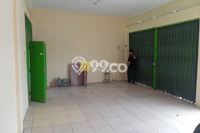 Unit Ruko Paling Strategis di Jebres Surakarta dengan LB 70m2 Unit Ruko Paling Strategis di Jebres Surakarta dengan LB 70m2