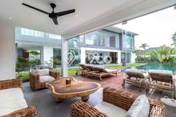 Peluang Langka! Vila Kawasan Kuta, Dimensi 570m2m², Area Prospektif dengan potensi meningkat Peluang Langka! Vila Kawasan Kuta, Dimensi 570m2m², Area Prospektif dengan potensi meningkat