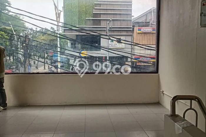 Ruko bagus disewakan di Kebayoran Baru Jakarta Selatan dengan LB 125m2 harga sewa terbaik Ruko bagus disewakan di Kebayoran Baru Jakarta Selatan dengan LB 125m2 harga sewa terbaik