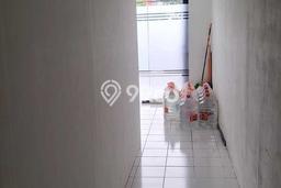 Ruko Dijual di Jakarta Timur LT 140m2 & LB 200m2 Lokasi Terbaik! Ruko Dijual di Jakarta Timur LT 140m2 & LB 200m2 Lokasi Terbaik!