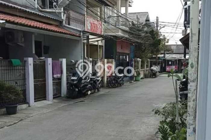Ruko untuk Disewa di Pusat Jakarta Utara Luas Bangunan 20m2 Ruko untuk Disewa di Pusat Jakarta Utara Luas Bangunan 20m2