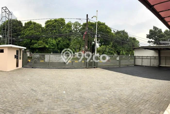 Ruko bagus disewakan di Pasar Minggu Jakarta Selatan dengan LB 515m2 harga sewa terbaik Ruko bagus disewakan di Pasar Minggu Jakarta Selatan dengan LB 515m2 harga sewa terbaik
