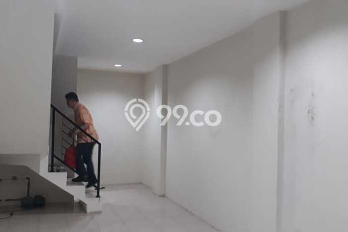 Komersial Dijual di Jakarta Pusat LT 48m2 & LB 144m2 Lokasi Terbaik! Komersial Dijual di Jakarta Pusat LT 48m2 & LB 144m2 Lokasi Terbaik!