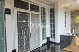 Rumah Mewah Siap Huni LT 220m2 di Kelapa Gading, Jakarta Utara Rumah Mewah Siap Huni LT 220m2 di Kelapa Gading, Jakarta Utara