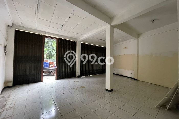 Disewakan Ruko di Kawasan Ramai Cijantung Luas 209m2 Disewakan Ruko di Kawasan Ramai Cijantung Luas 209m2