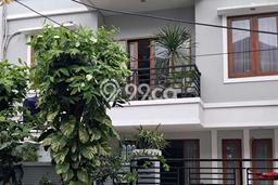 Siap Huni Rumah Mewah 5 Kamar di Kelapa Gading Dekat ke Mana Saja Siap Huni Rumah Mewah 5 Kamar di Kelapa Gading Dekat ke Mana Saja