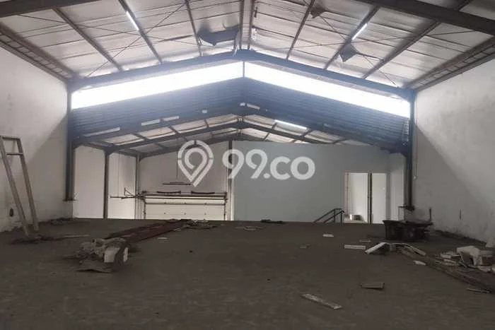 Disewakan Gudang komersial di Pulo Gadung luas bangunan 612m2 Disewakan Gudang komersial di Pulo Gadung luas bangunan 612m2