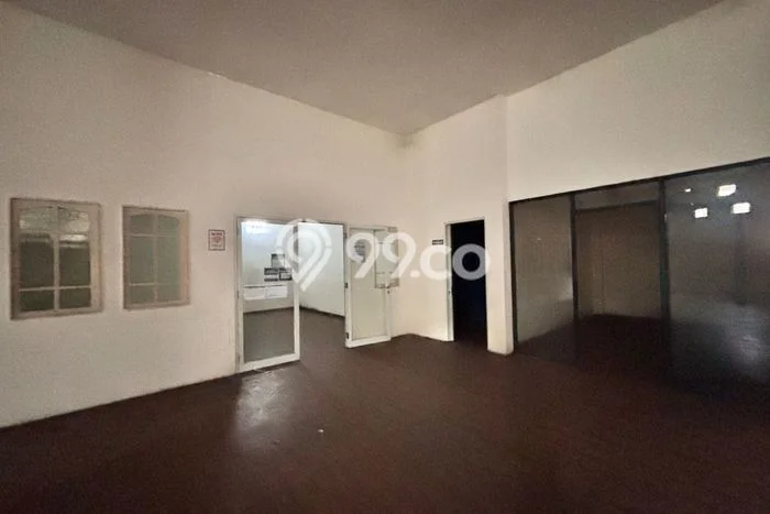 Gudang untuk Disewa di Pusat Bekasi Luas Bangunan 1026m2 Gudang untuk Disewa di Pusat Bekasi Luas Bangunan 1026m2