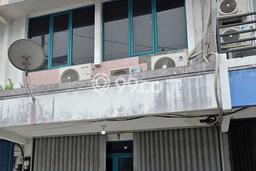 Unit Ruko Paling Strategis di Kelapa Gading Jakarta Utara dengan LB 72m2 Unit Ruko Paling Strategis di Kelapa Gading Jakarta Utara dengan LB 72m2