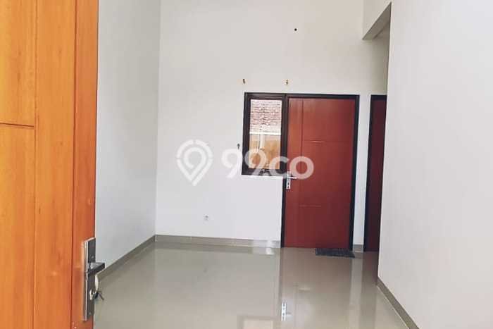 Jual Rumah Murah Meriah Tapos Punya 2 Kamar & LT 84m2 Jual Rumah Murah Meriah Tapos Punya 2 Kamar & LT 84m2