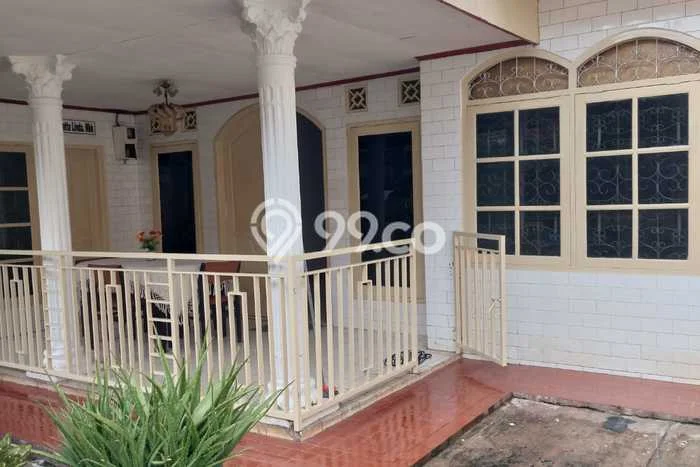 Hunian Mewah LB 200m2 Siap Huni Desain Elegan di Cipinang Melayu, Jakarta Timur Hunian Mewah LB 200m2 Siap Huni Desain Elegan di Cipinang Melayu, Jakarta Timur