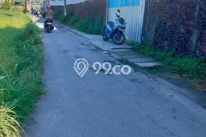 Unit Gudang Tersedia di Peguyangan Kaja Spesifikasi LB 200m2 Unit Gudang Tersedia di Peguyangan Kaja Spesifikasi LB 200m2