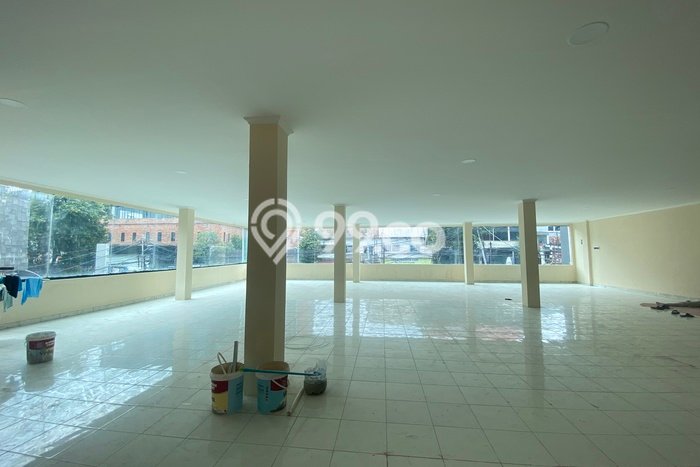 Unit Komersial Dijual di Kebayoran Baru Jakarta Selatan Luas Bangunan 1000m2 Unit Komersial Dijual di Kebayoran Baru Jakarta Selatan Luas Bangunan 1000m2