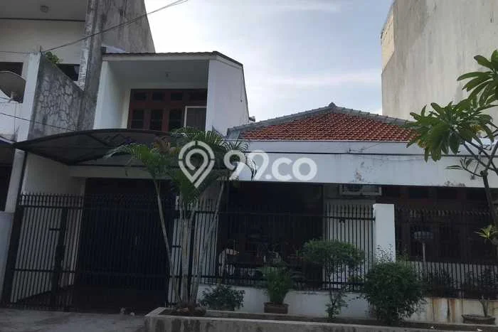 Dijual Rumah Mewah Megah Dengan View Eksklusif di Tomang, Jakarta Barat Dijual Rumah Mewah Megah Dengan View Eksklusif di Tomang, Jakarta Barat