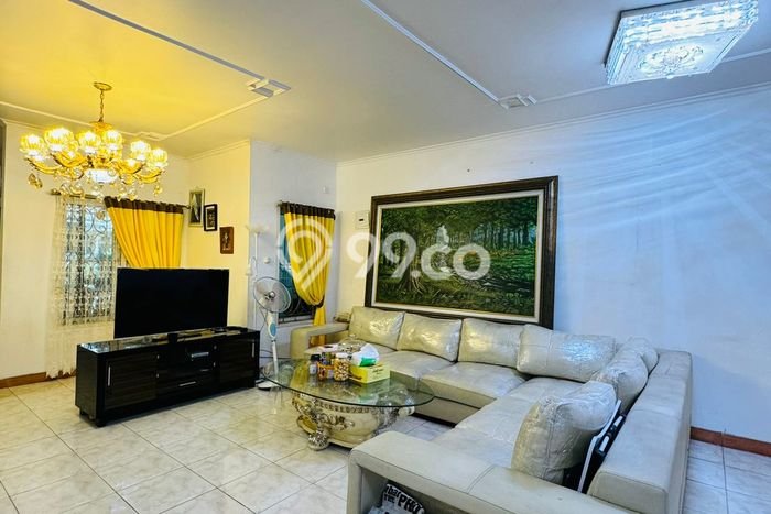 Dijual Rumah Luas Elegan Dengan View Cantik di Puri Media, Jakarta Barat Dijual Rumah Luas Elegan Dengan View Cantik di Puri Media, Jakarta Barat