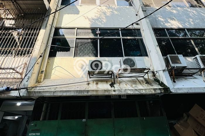 Lokasi Strategis! Dijual Ruko Bisnis di Grogol Petamburan, Jakarta Barat Kondisi Bagus Lokasi Strategis! Dijual Ruko Bisnis di Grogol Petamburan, Jakarta Barat Kondisi Bagus
