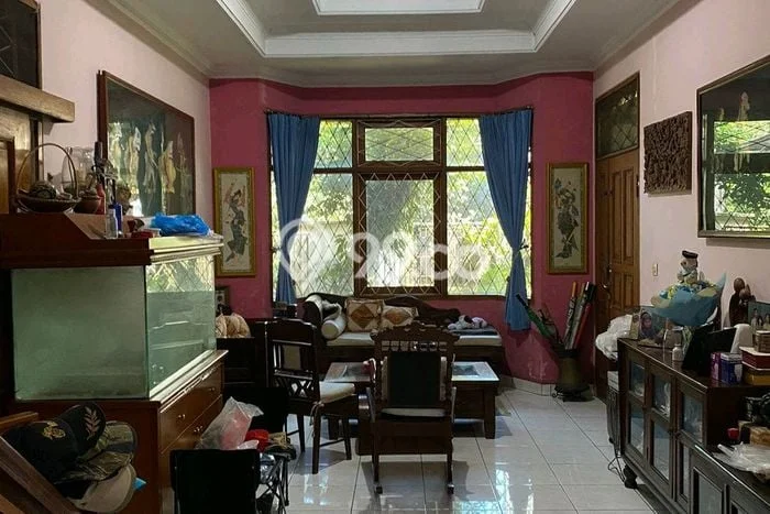 Ready to Use! Premium House LT 494m2 Desain Elegan di Sariwangi Ready to Use! Premium House LT 494m2 Desain Elegan di Sariwangi