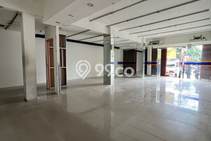 Ruko Disewakan di Area Ramai Ngamprah, Bandung Barat Ruko Disewakan di Area Ramai Ngamprah, Bandung Barat