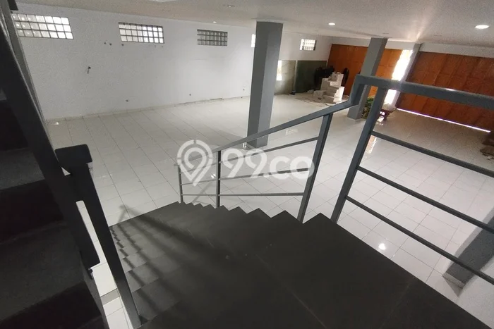 Ruko disewakan di Garut Kota Garut dengan luas bangunan 340m2 Ruko disewakan di Garut Kota Garut dengan luas bangunan 340m2